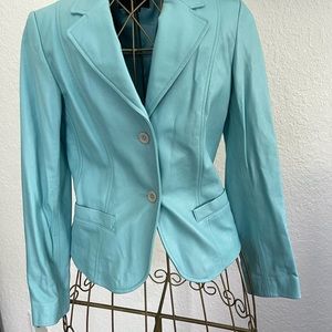 ID Collection, genuine leather women jacket. Size 6, teal color. New, no tugs.